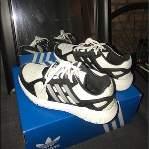 Cloudfoam Adidas sneakers